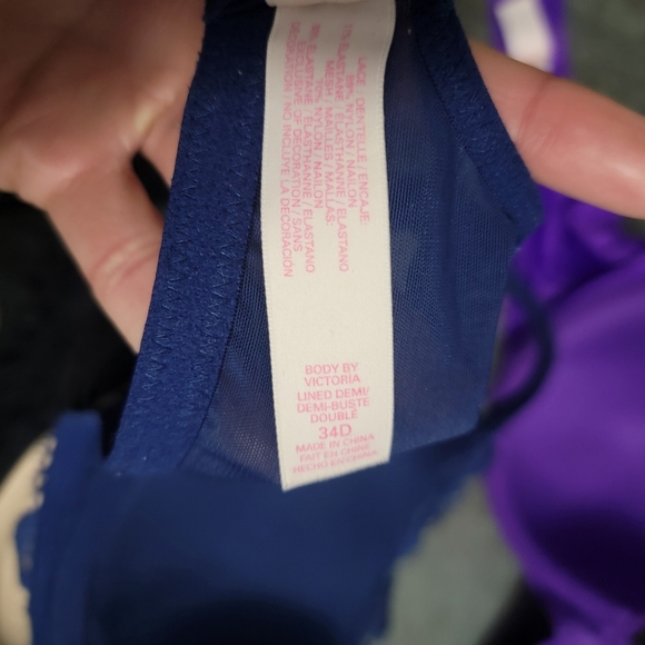 Victoria's Secret Pack of 5 Bras Women's Size 34D - Picture 10 of 15